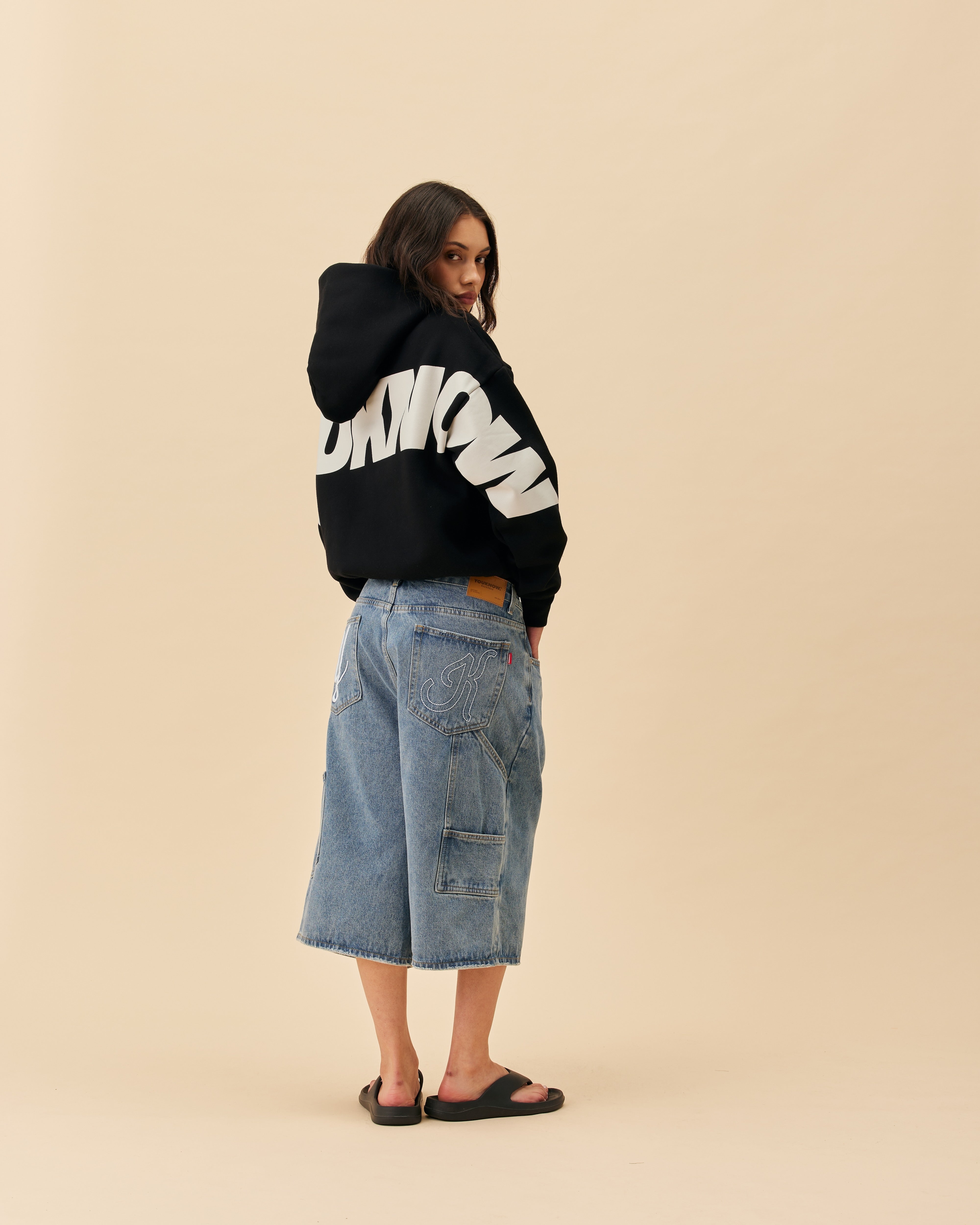 Big Back Hoodie | Black
