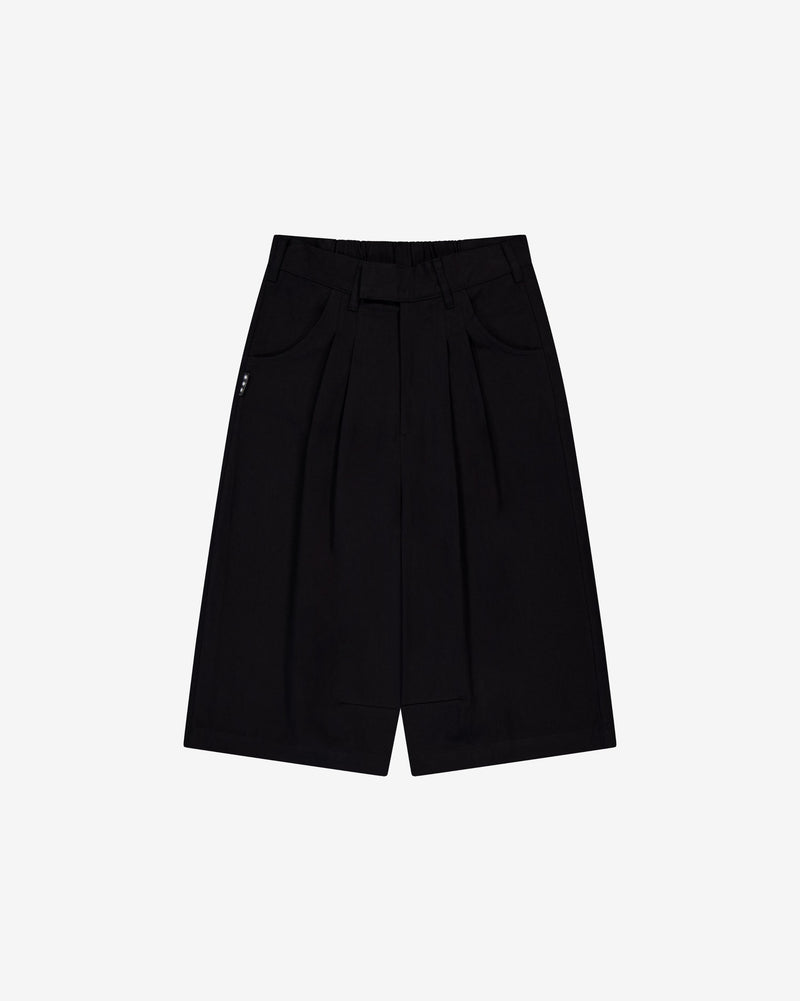 Double Pleated Shorts | Black
