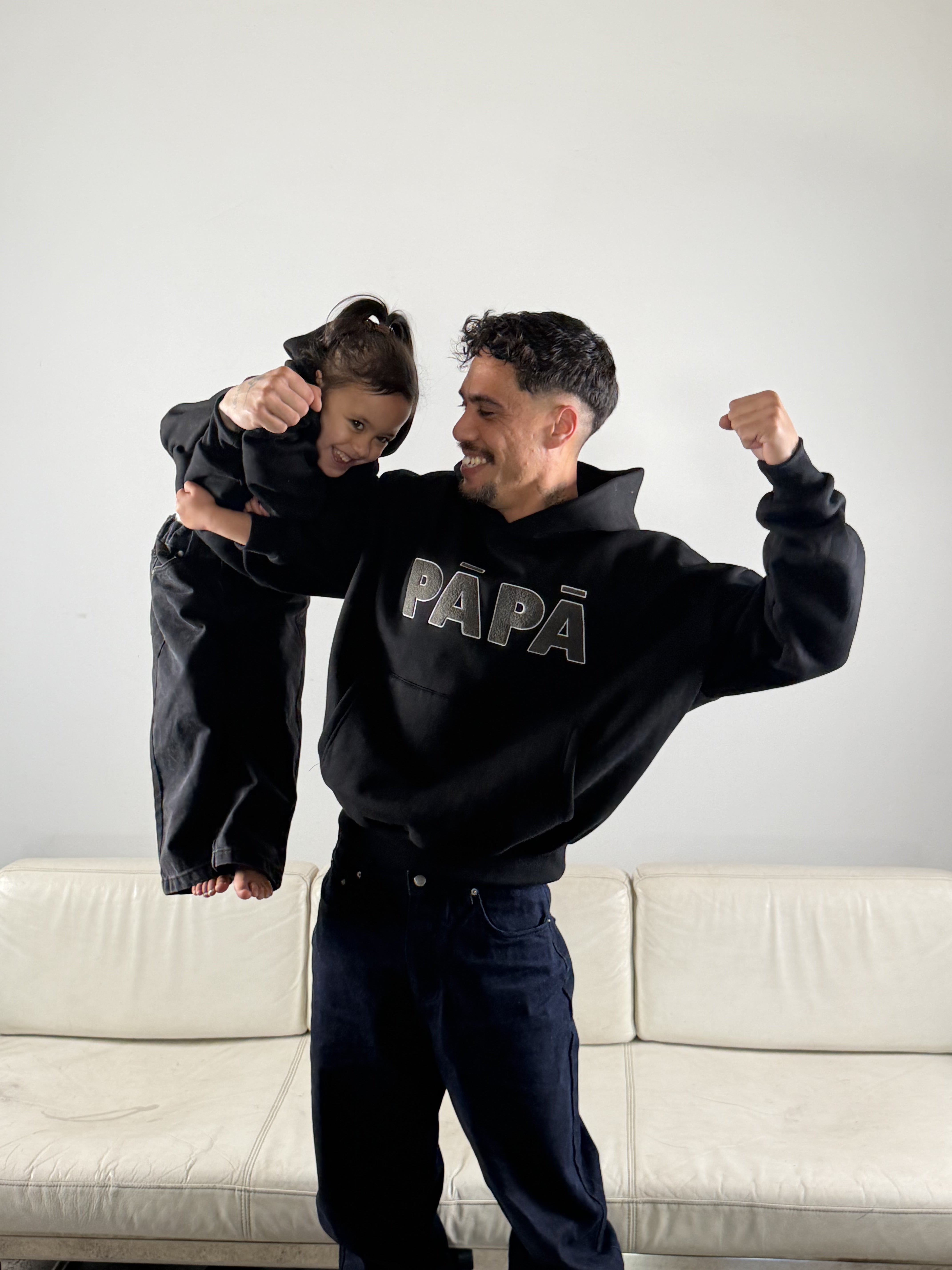 YK Pāpā Hoodie | Black