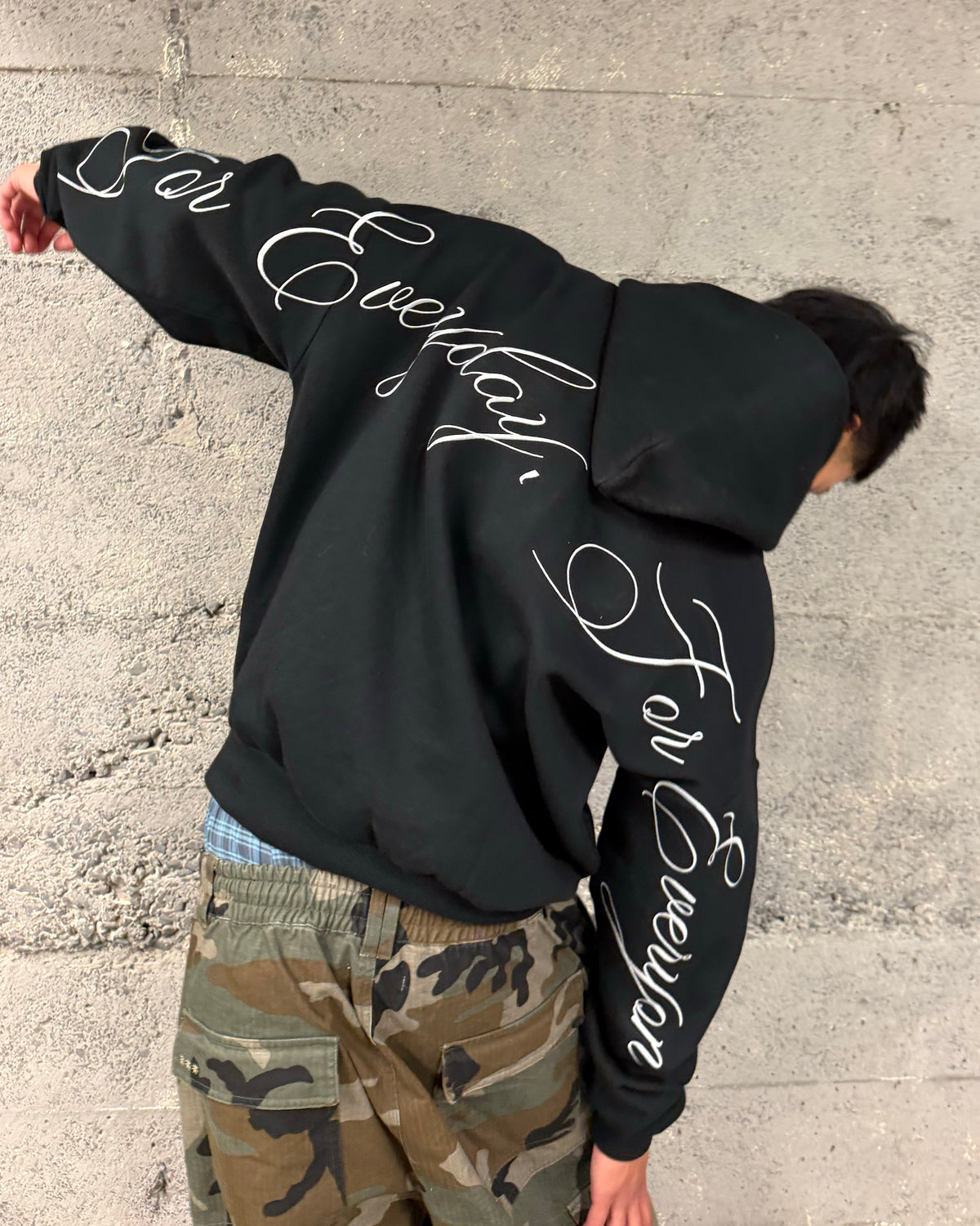 Script Hoodie | Black-5