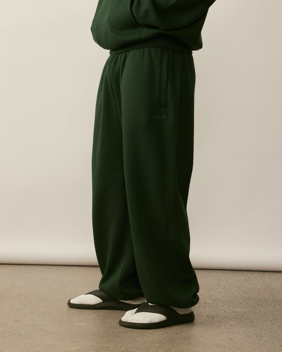 Core Essentials Cuffed Sweatpants | Forest Green