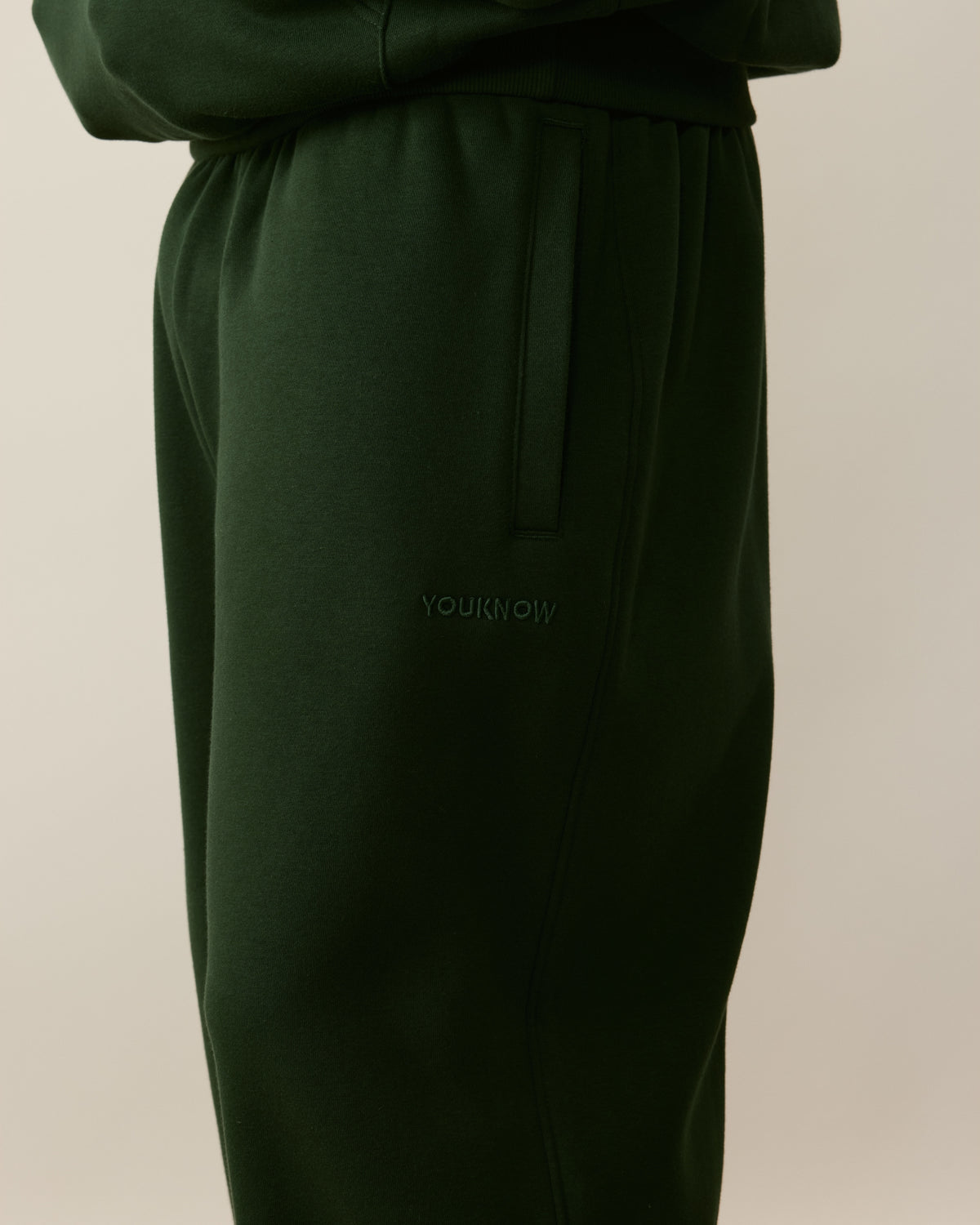 Core Essentials Cuffed Sweatpants | Forest Green-4