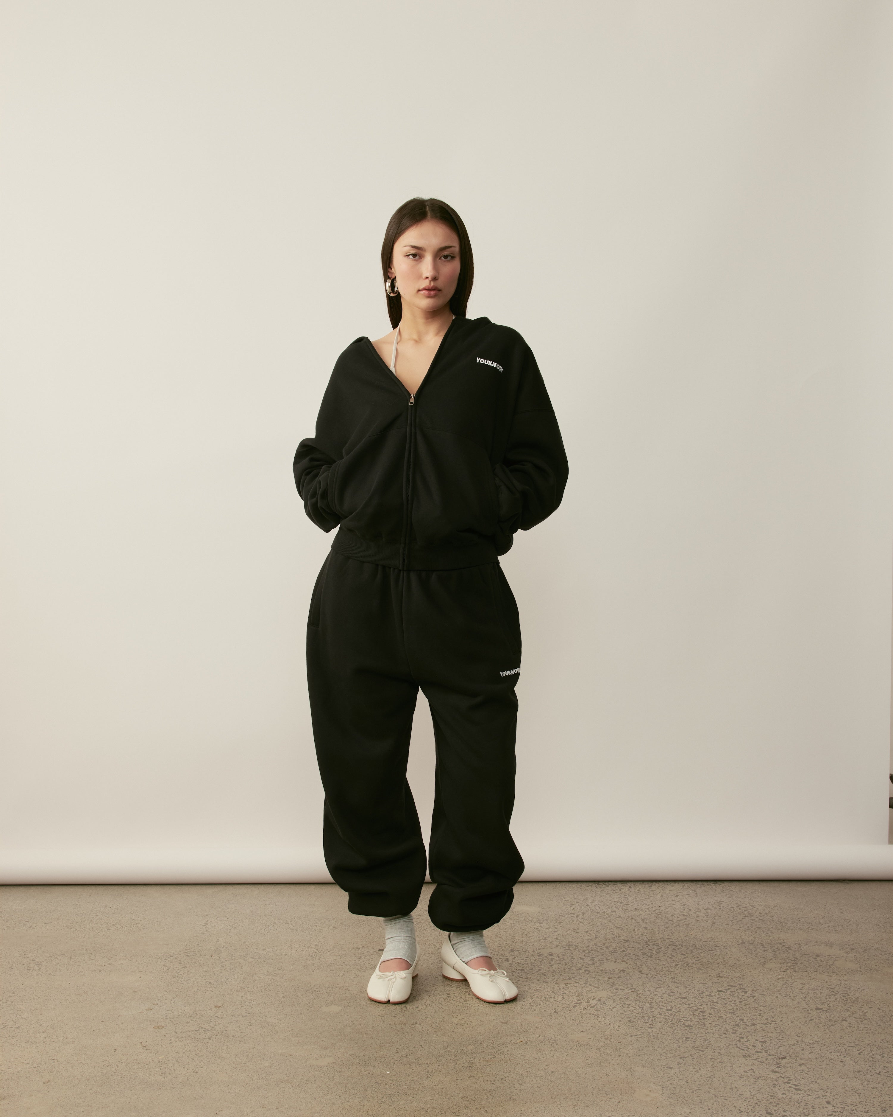 Core Essentials Zip Up Hoodie | Black-6
