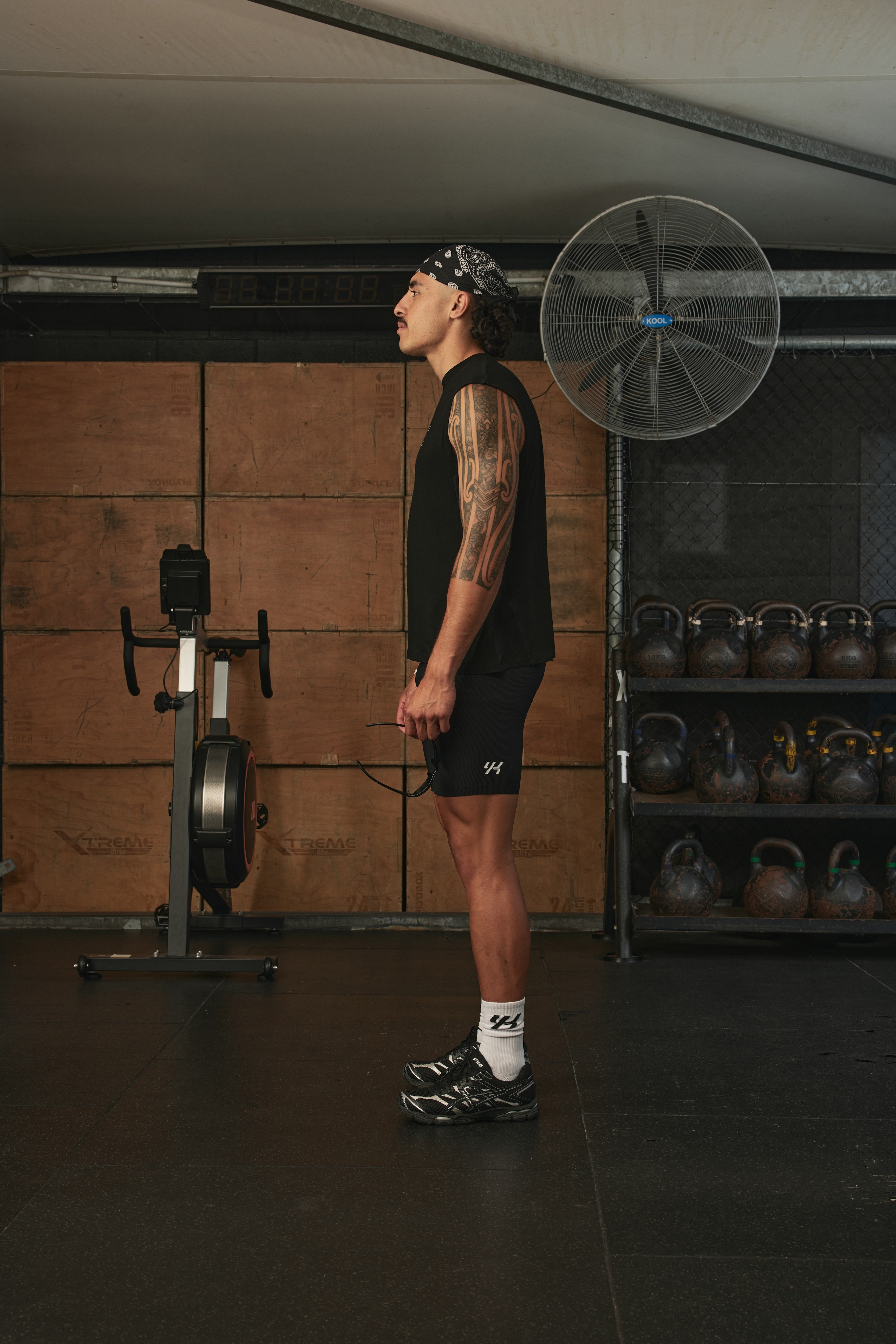 YK Move Flow Tank | Black-5