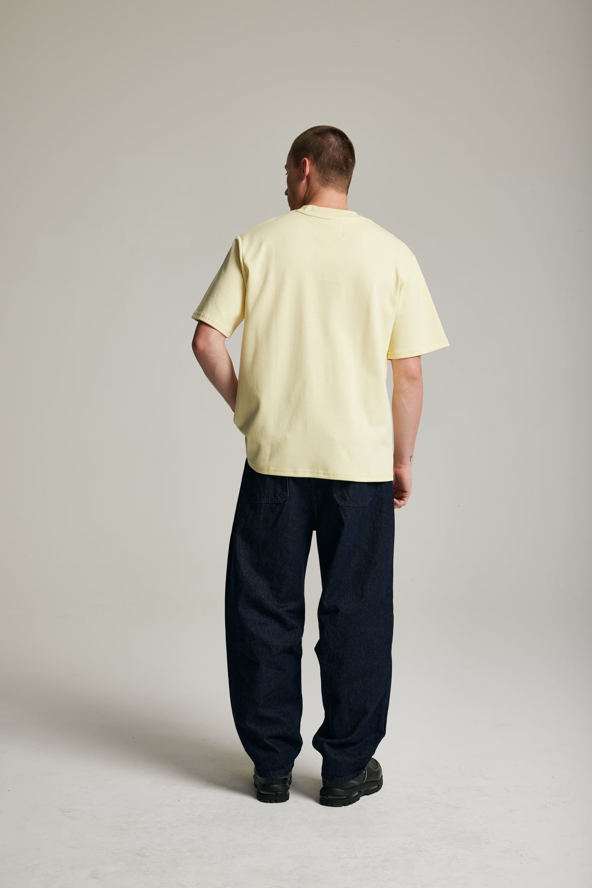 Core Standard Tee | Banana-5