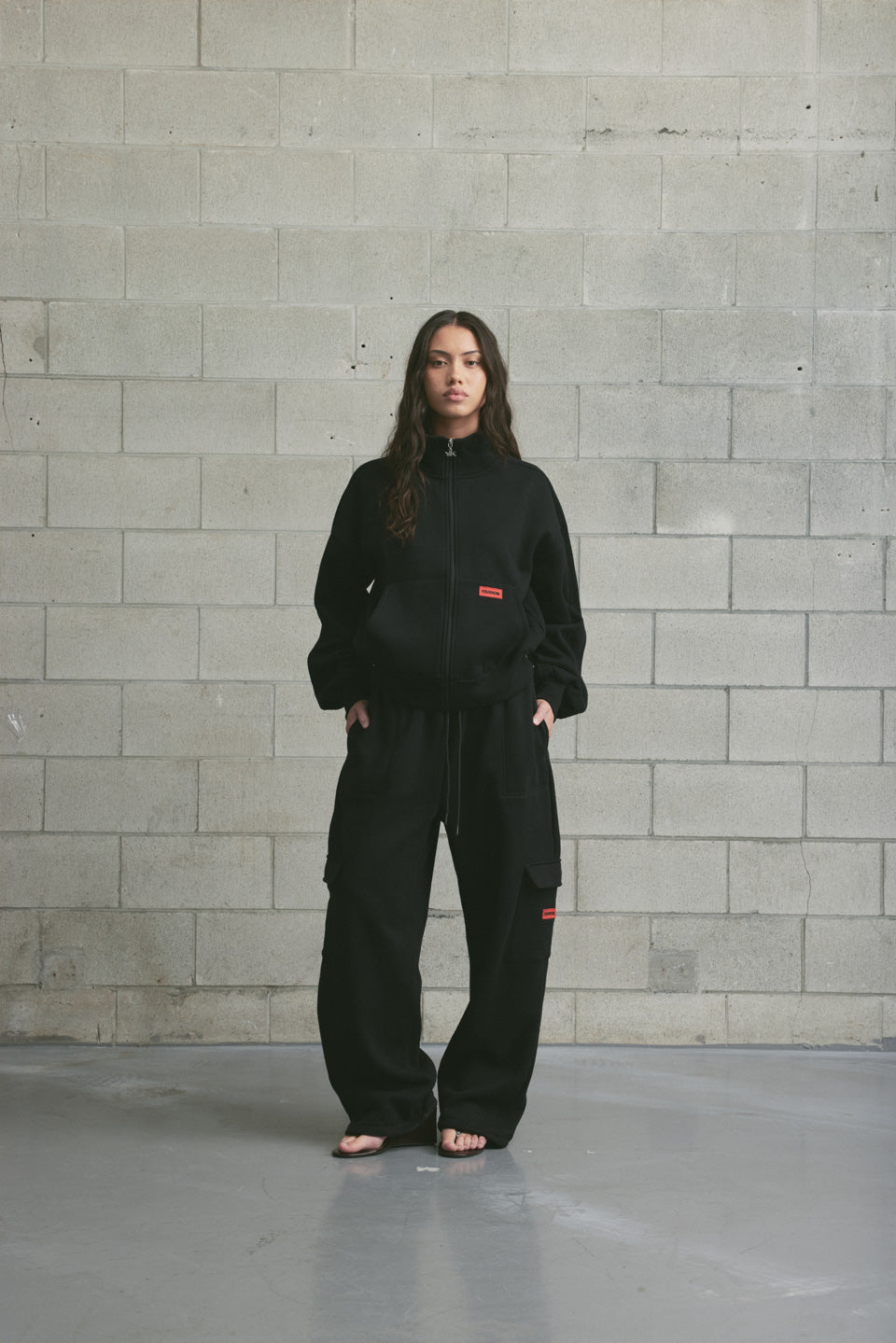 Brushed Fleece Cargo Sweatpant | Black