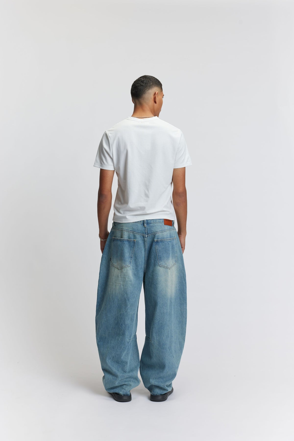 Barrel Leg Jeans | Washed Blue-7