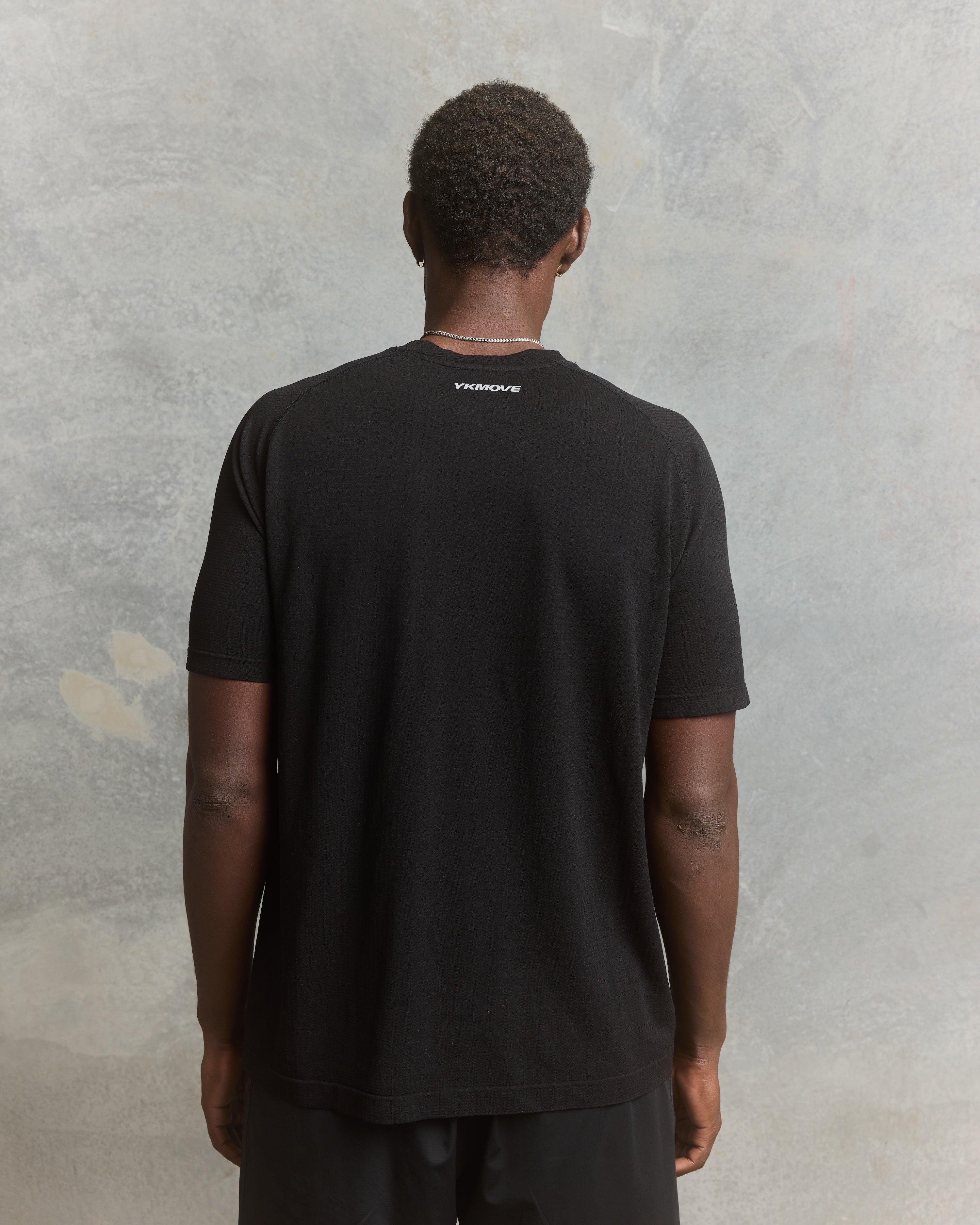 YK Move Fitted SS Tee | Black-4