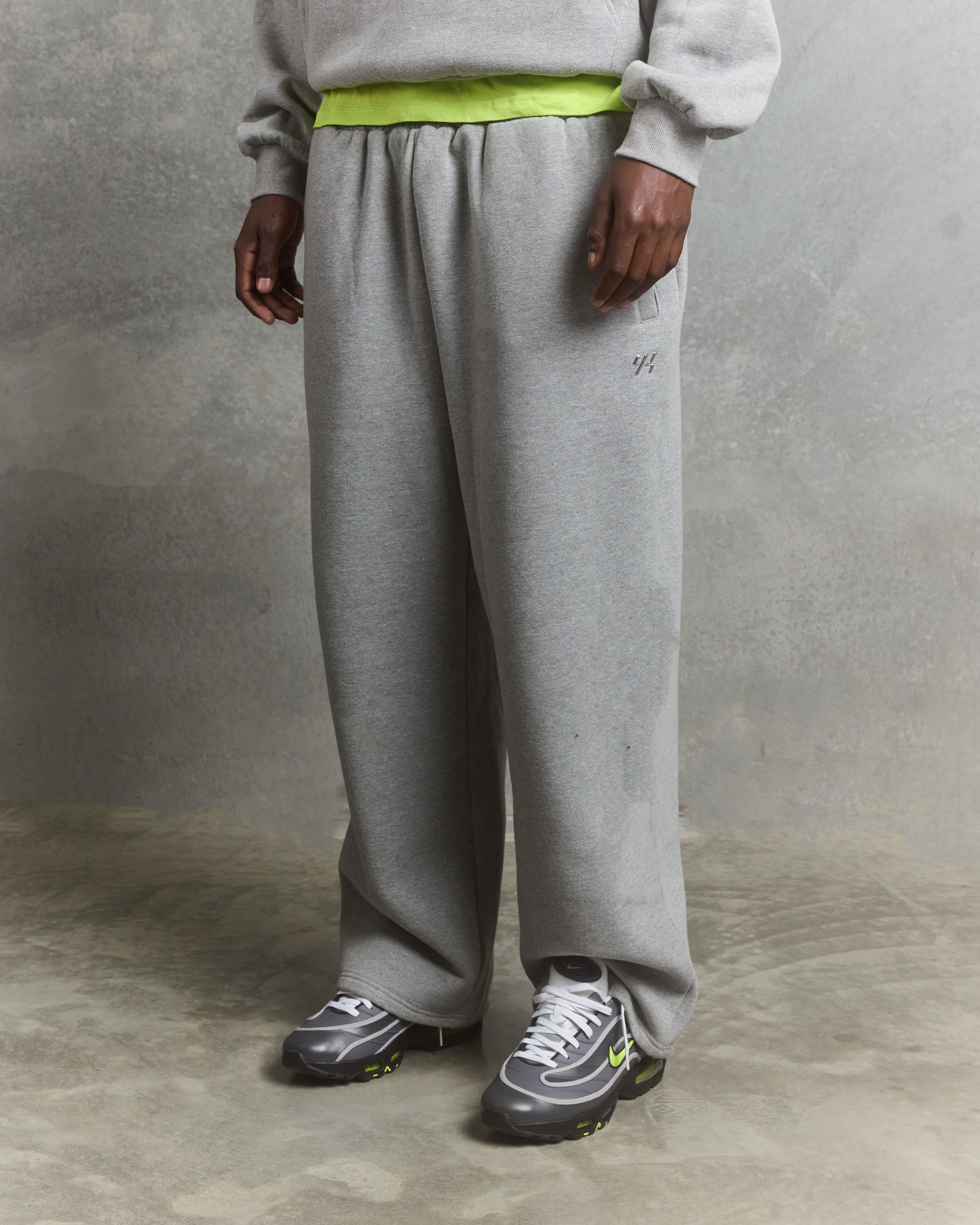 YK Move Reset Sweatpants | Grey Marle-3