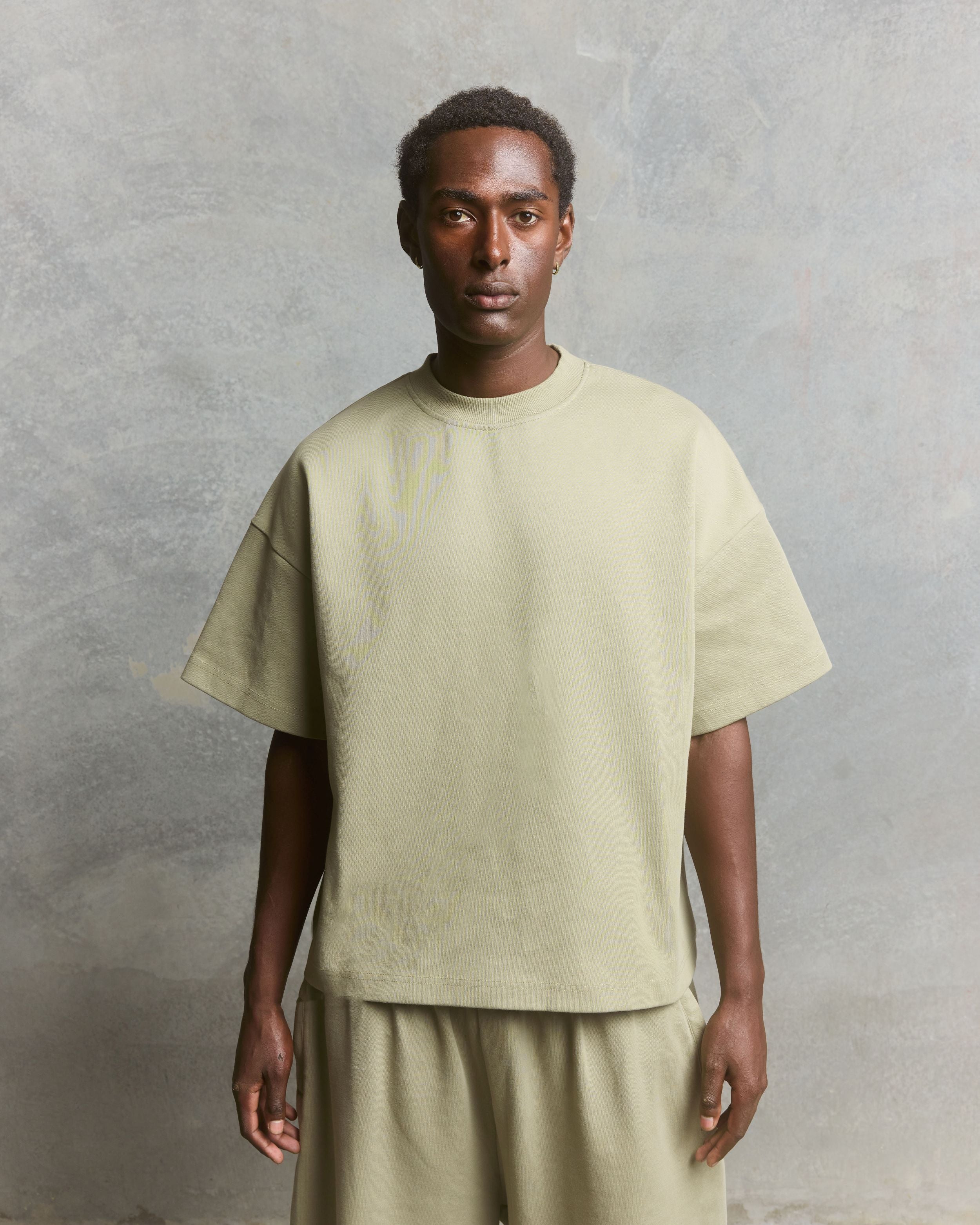 Nothing 400 Tee | Moss-2