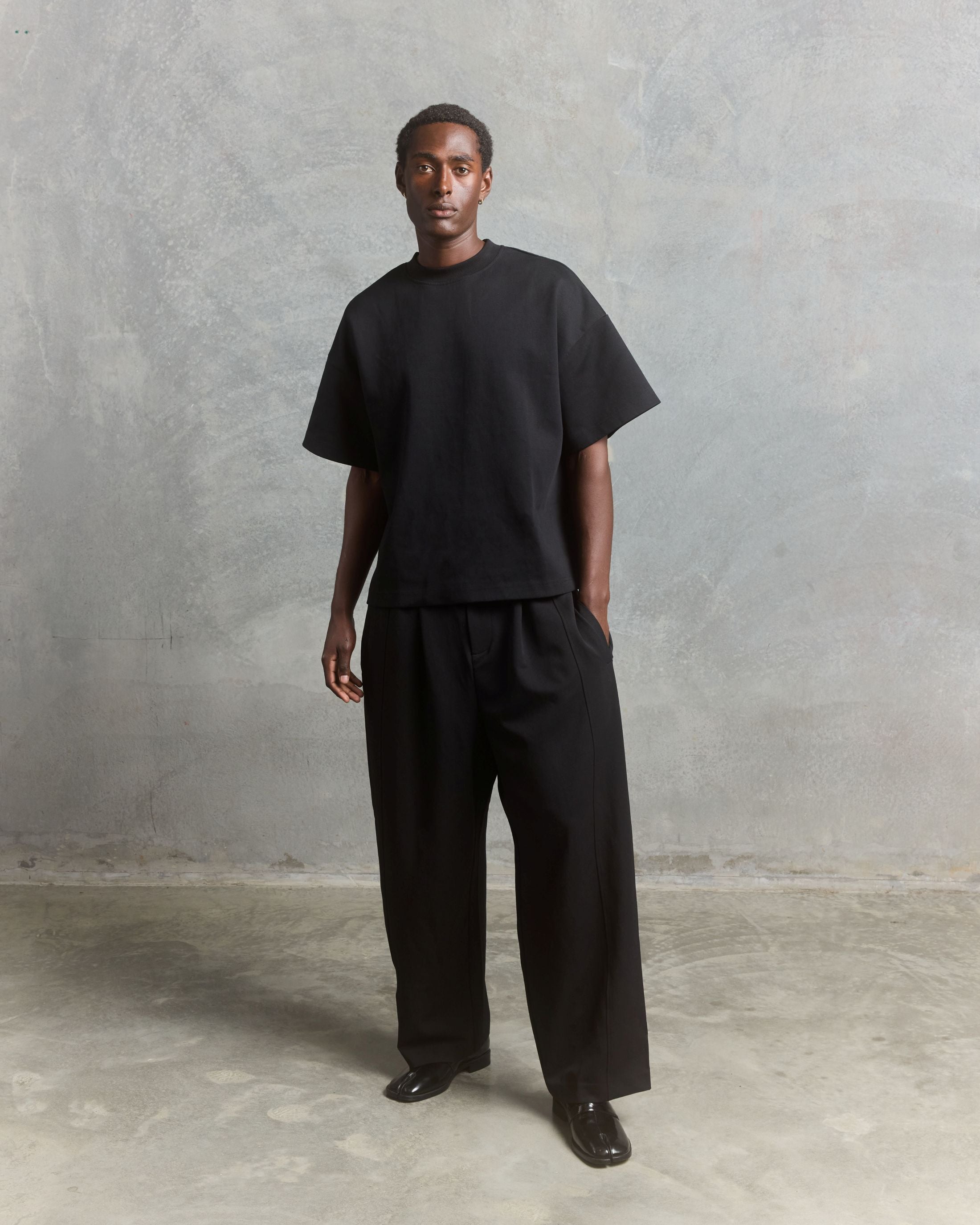 Nothing 400 Tee | Tar-2